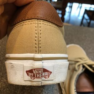 Vans Shoes - Men’s Vans Shoes size 10.5 Vans Shoes - Men’s Vans Shoes size 10.5